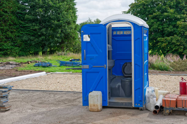 Types of Portable Toilets We Offer in Floral City, FL